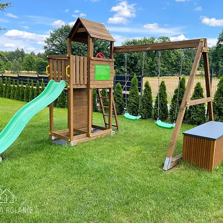 Na Polanie-szafirek بيت للعطل *