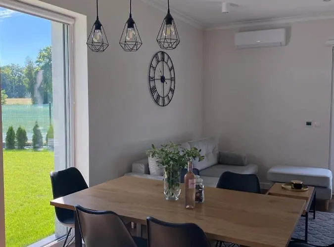 度假居 Na Polanie-szafirek