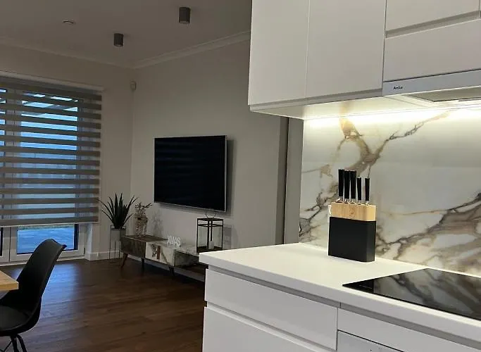 Na Polanie-szafirek بولانيكا- زدروي